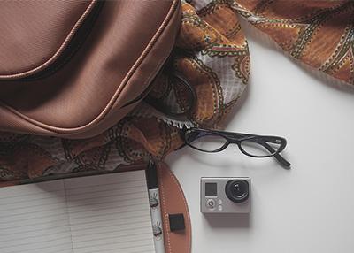 选购箱包时怎么区分尼龙与涤纶